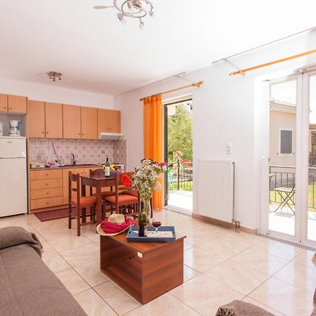 Cozy Apartments In City'S Suburbs Lefkada City ภายนอก รูปภาพ