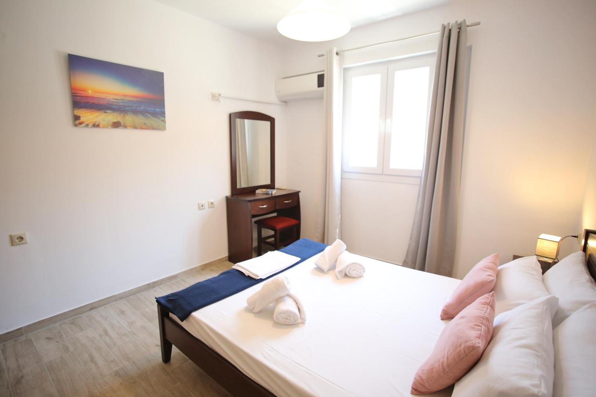 Cozy Apartments In City'S Suburbs Lefkada City ภายนอก รูปภาพ