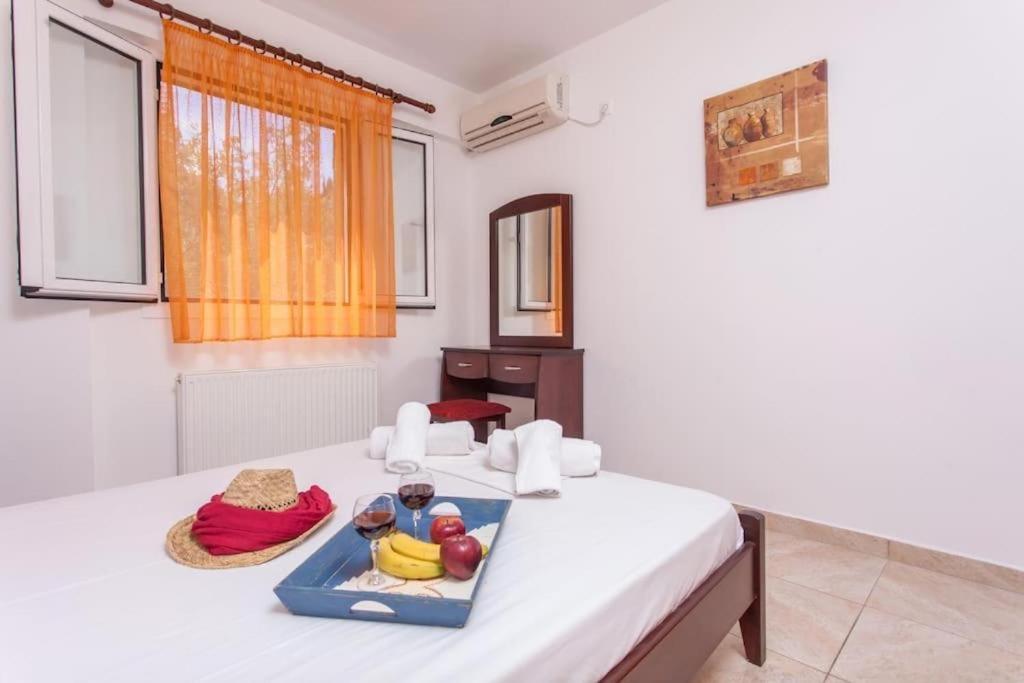 Cozy Apartments In City'S Suburbs Lefkada City ภายนอก รูปภาพ