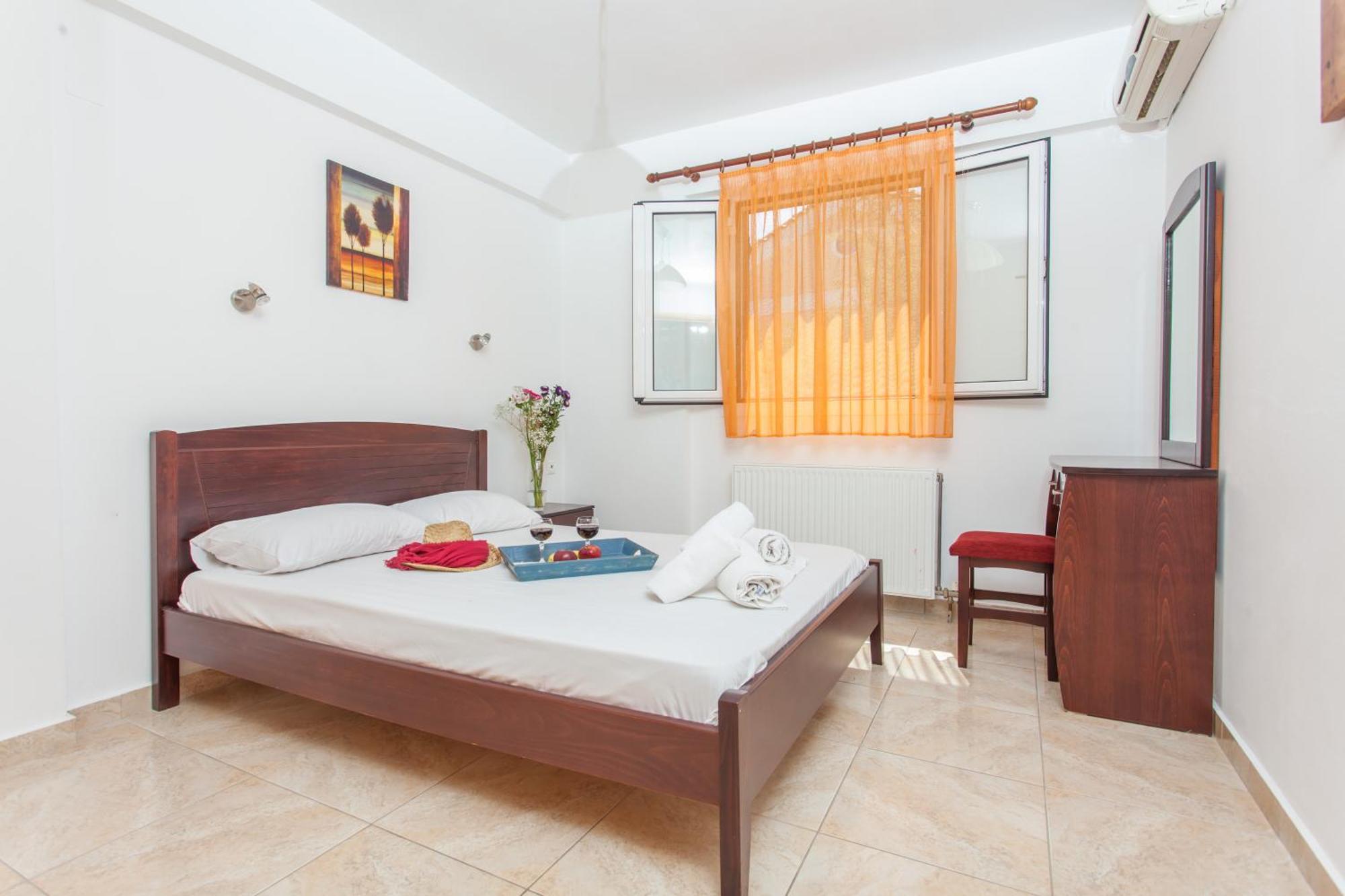 Cozy Apartments In City'S Suburbs Lefkada City ภายนอก รูปภาพ